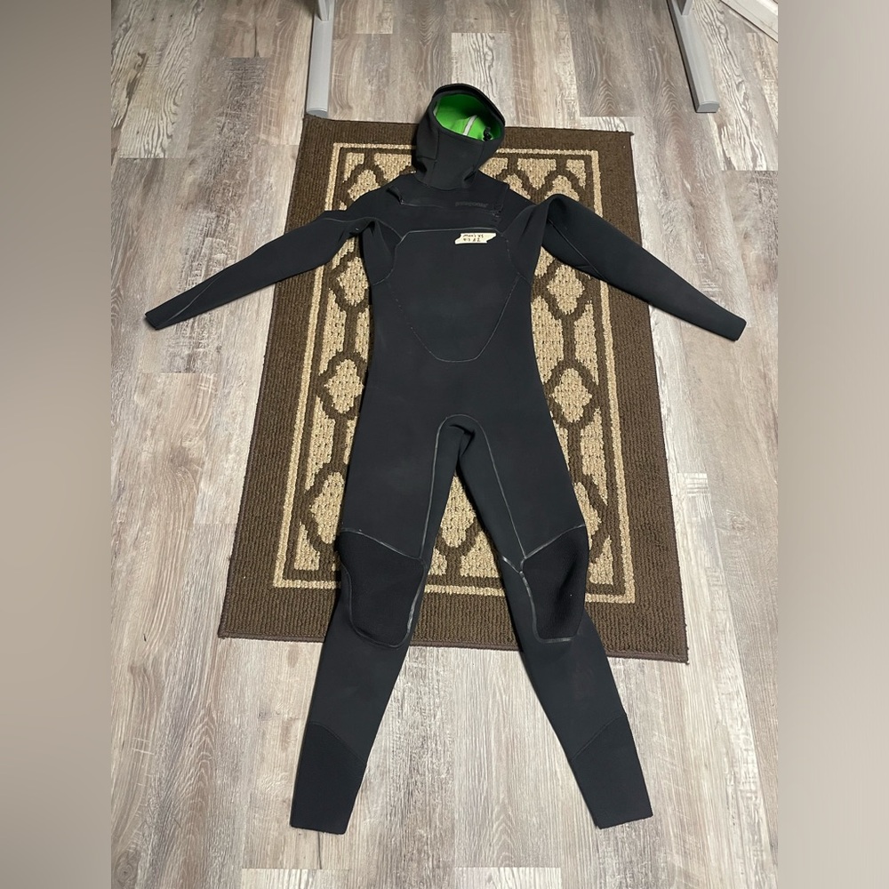 Patagonia 4/3MM Men’s XS Neck Zip Full Yulex Wetsuit
